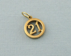 Vintage 9ct Gold 21 Pendant - Charm | 21st Birthday Charm - Fox Jewellery