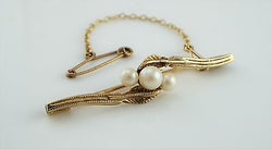 Beautiful Vintage 9ct Yellow Gold Brooch Pin Set with Pearls - Fox Jewellery