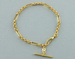 9ct Yellow Gold T-Bar  Figaro Belcher Chain Bracelet 7.5 Inch - Fox Jewellery