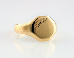 Vintage 9ct Yellow Gold Signet Ring - Size Q - Fox Jewellery