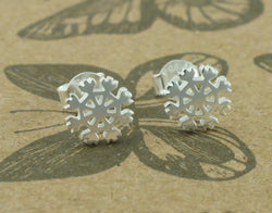 925 Sterling Silver Snowflake Stud Earrings - Fox Jewellery