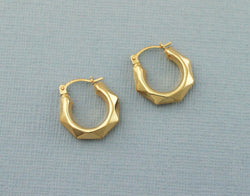 9ct Yellow Gold Patterned Creole Hoop Earrings - Fox Jewellery