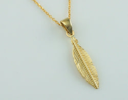 9ct Yellow Gold Feather Leaf Pendant Necklace 16",18",20" Chain - Fox Jewellery